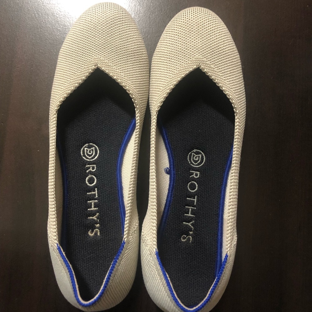 Roth’ys Size 8 Nice Color And In Good Condition - image 1